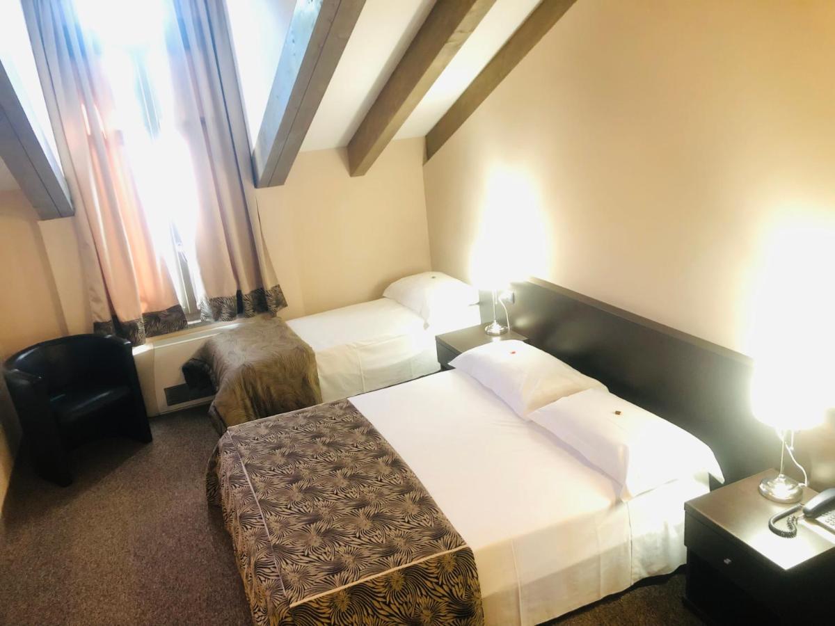 Hotel Malpensa Inn Aereoporto Tornavento  Ngoại thất bức ảnh