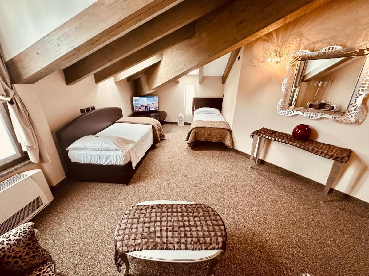 Hotel Malpensa Inn Aereoporto Tornavento  Ngoại thất bức ảnh