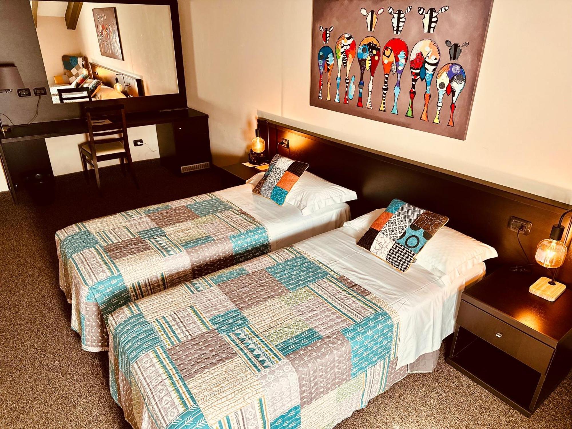 Hotel Malpensa Inn Aereoporto Tornavento  Ngoại thất bức ảnh
