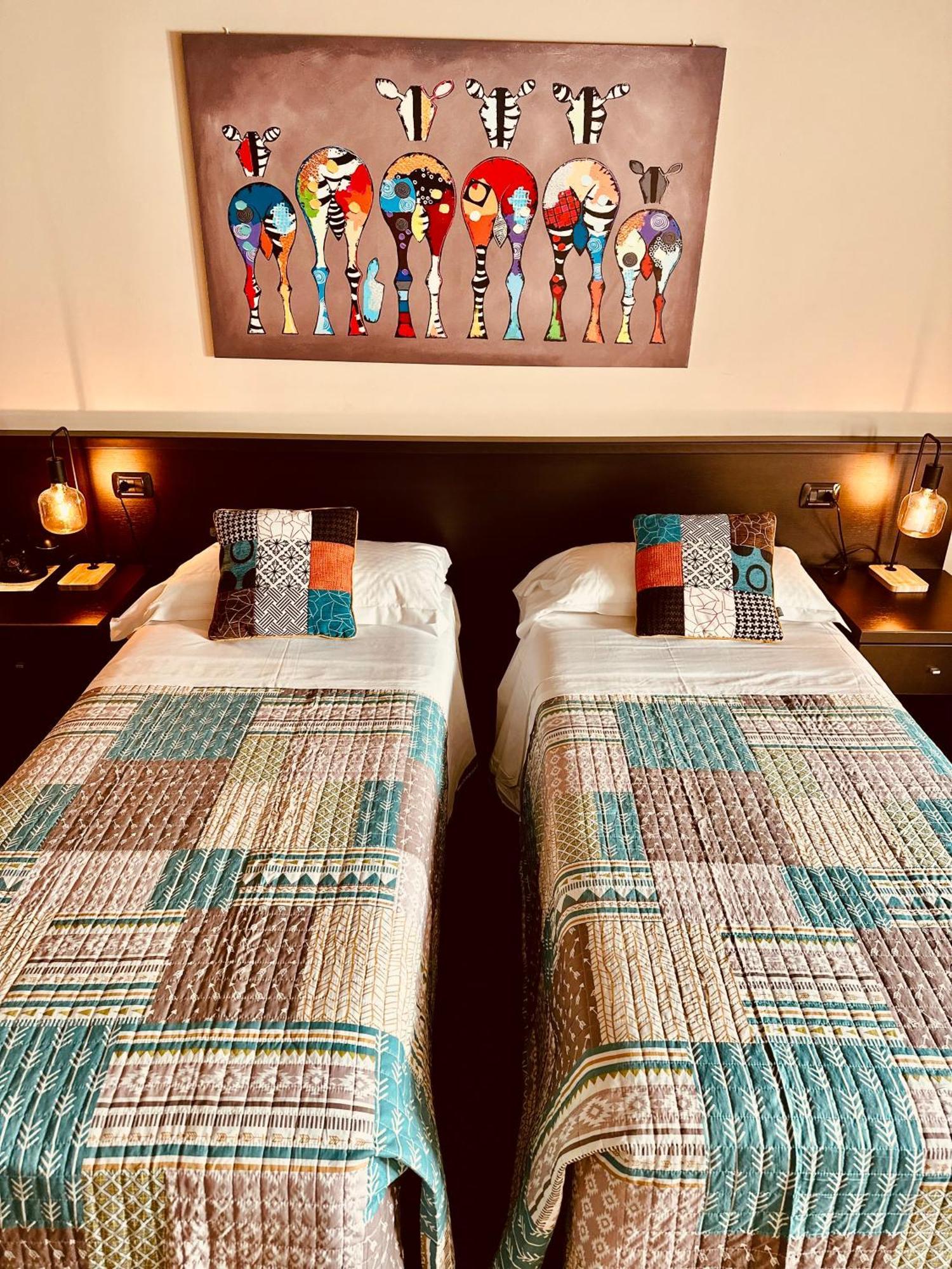 Hotel Malpensa Inn Aereoporto Tornavento  Ngoại thất bức ảnh