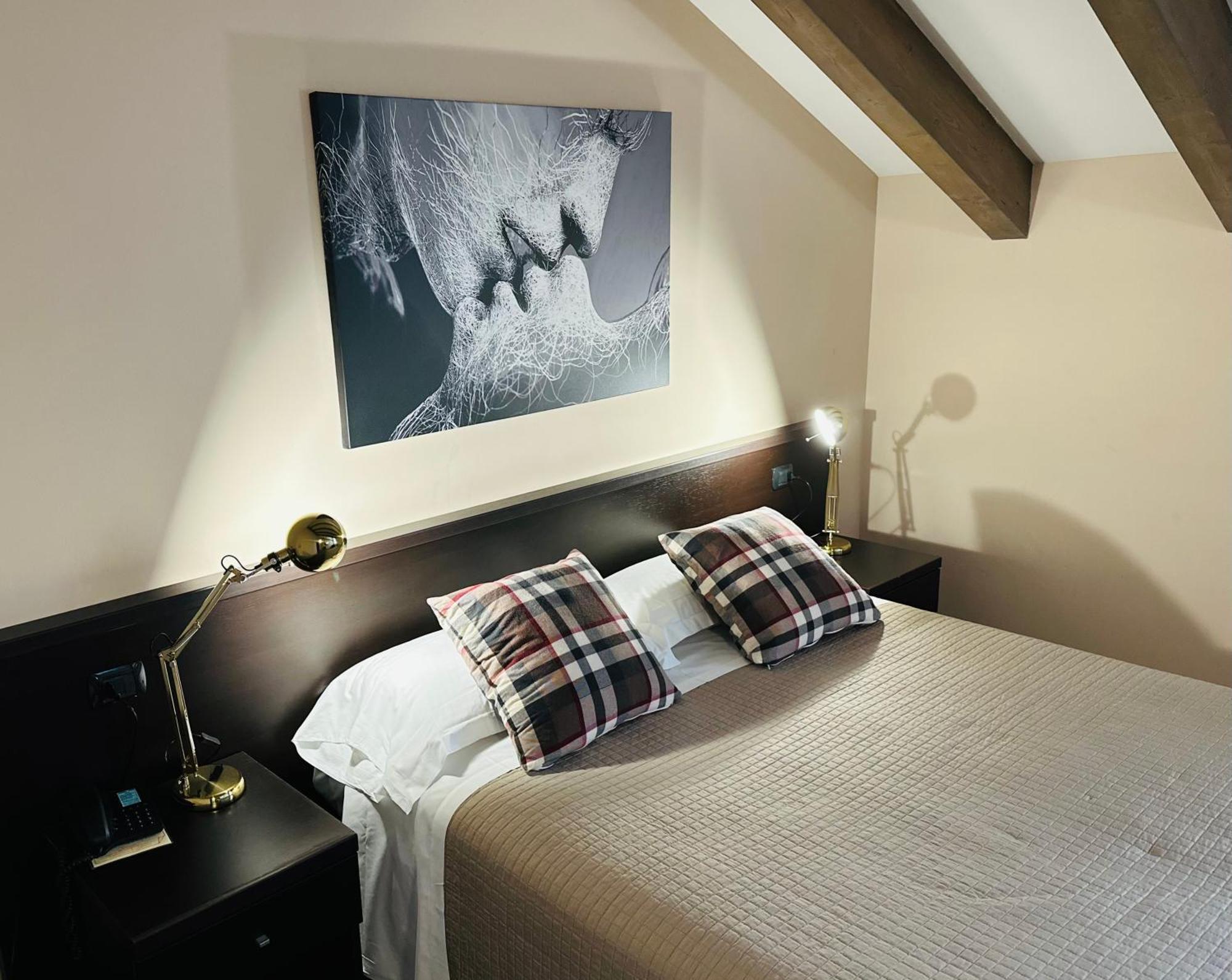 Hotel Malpensa Inn Aereoporto Tornavento  Ngoại thất bức ảnh