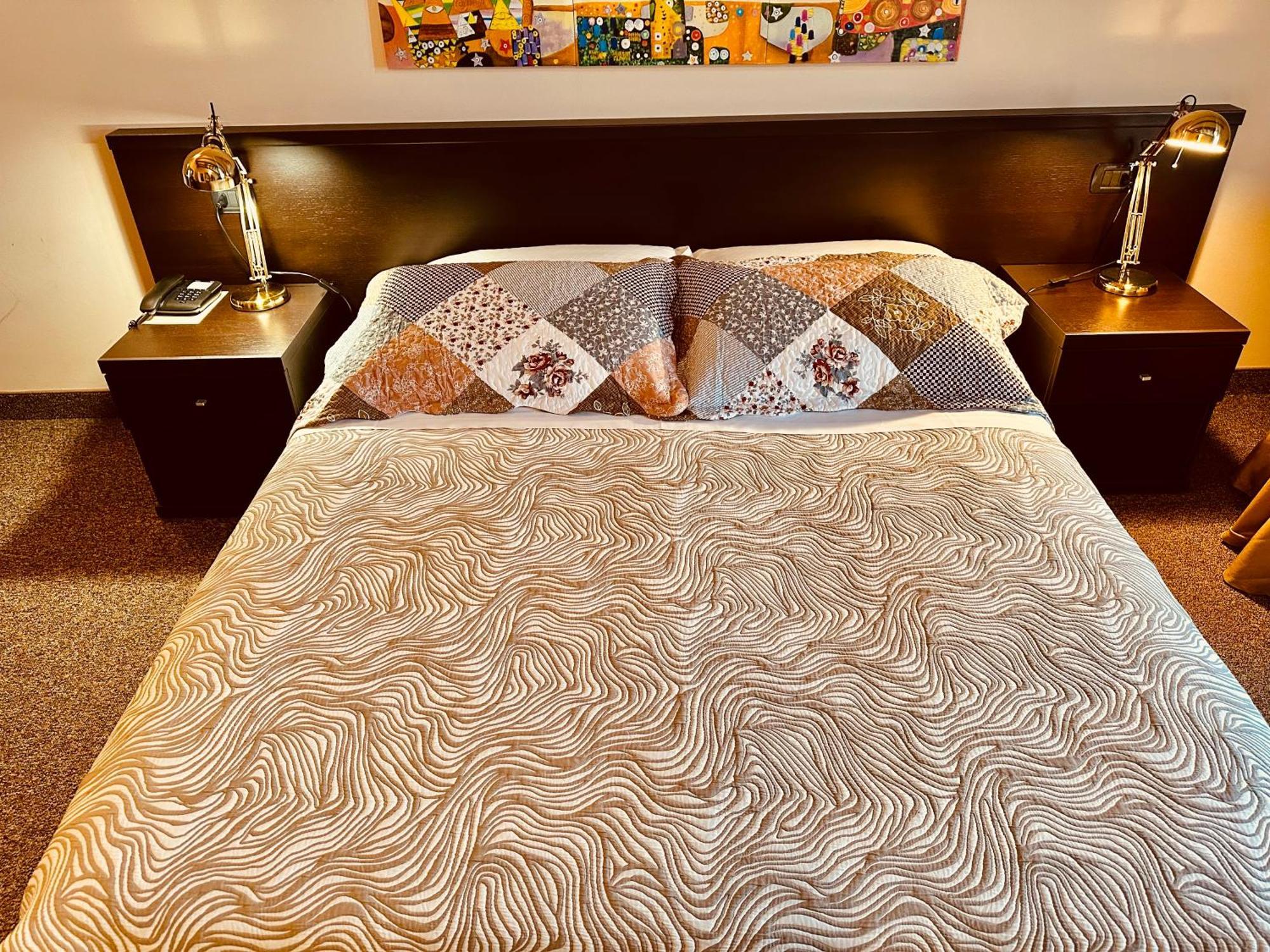 Hotel Malpensa Inn Aereoporto Tornavento  Ngoại thất bức ảnh