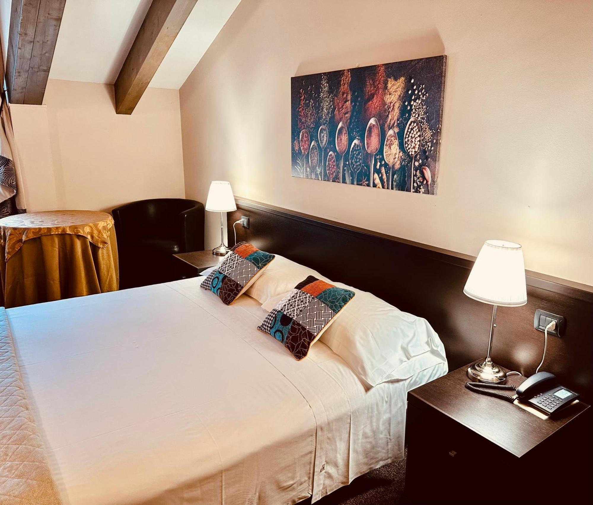 Hotel Malpensa Inn Aereoporto Tornavento  Ngoại thất bức ảnh