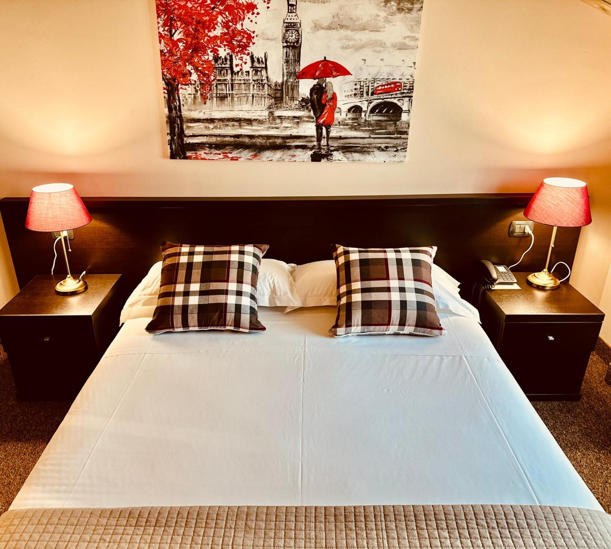 Hotel Malpensa Inn Aereoporto Tornavento  Ngoại thất bức ảnh